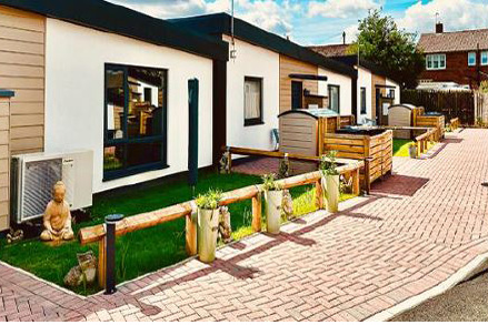 Image demonstrating Amble residents sign up to Homefinder for new bungalows 