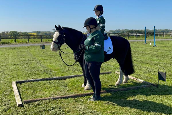 Image demonstrating Local RDA riders in the ribbons at national online finals 