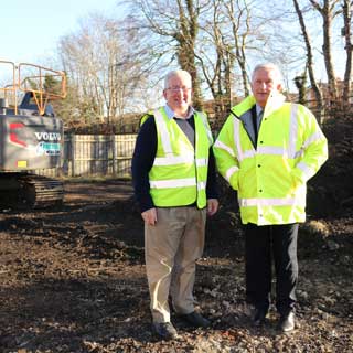 Councillors John Beynon and Glen Sanderson at the carpark site