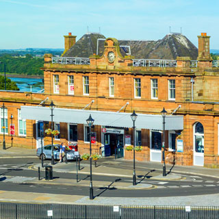 Image demonstrating Rail timetable plan delay welcomed