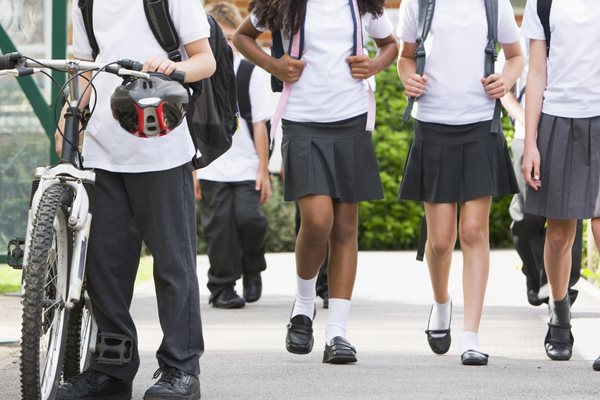 School children walking and cycling