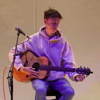 JonLuke McKie, star of a one-man show that is both funny and moving will shine a light on growing up as a boy marginalised by perceived societal ‘norms’.