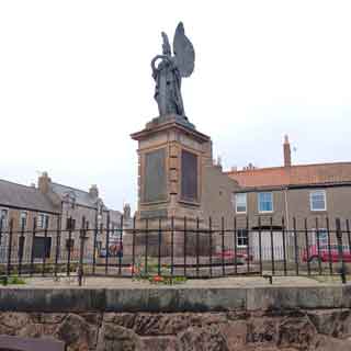 Castlegate War Memorial in Berwick