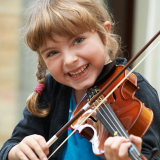 child playing violin