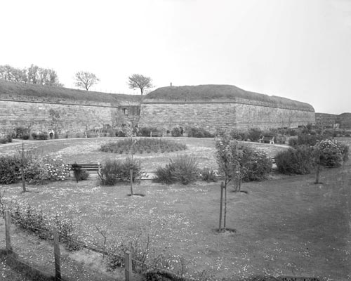 The park in 1944, the trees are young saplings.